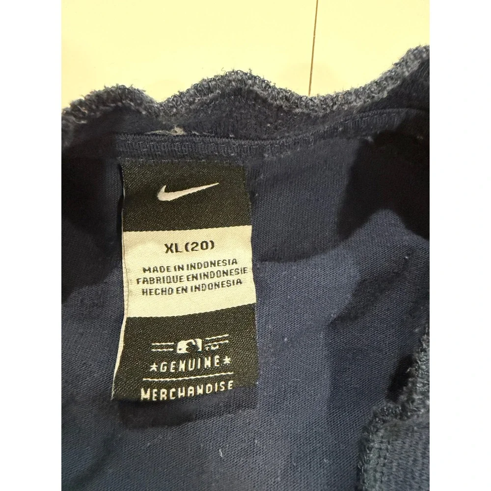 Nike New York Yankees Henley Shirt Boys‎ XL 20 Navy Blue Distressed MLB Graphic